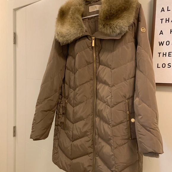 Michael Kors Brown Faux Fur Trim Down Puffer Coat - Picture 1 of 8
